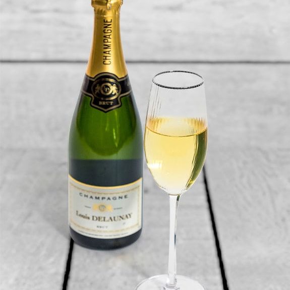 Set of 6 Traditional Champagne Flutes with Silver Rims