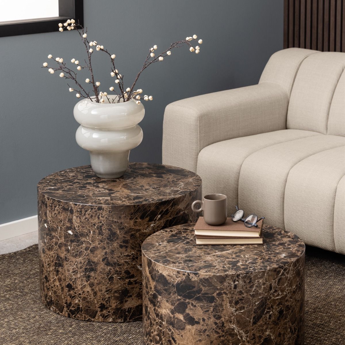 Dice Round Coffee Table Set of 2 in Brown Marble Finish