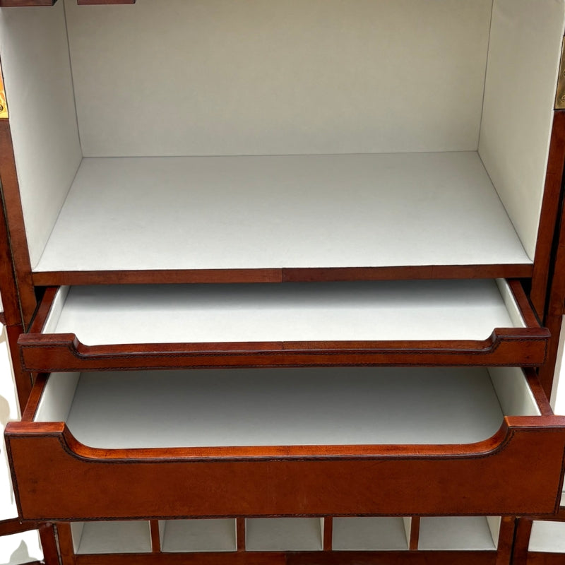 Explorer Trunk Bar Cabinet – Cognac Leather