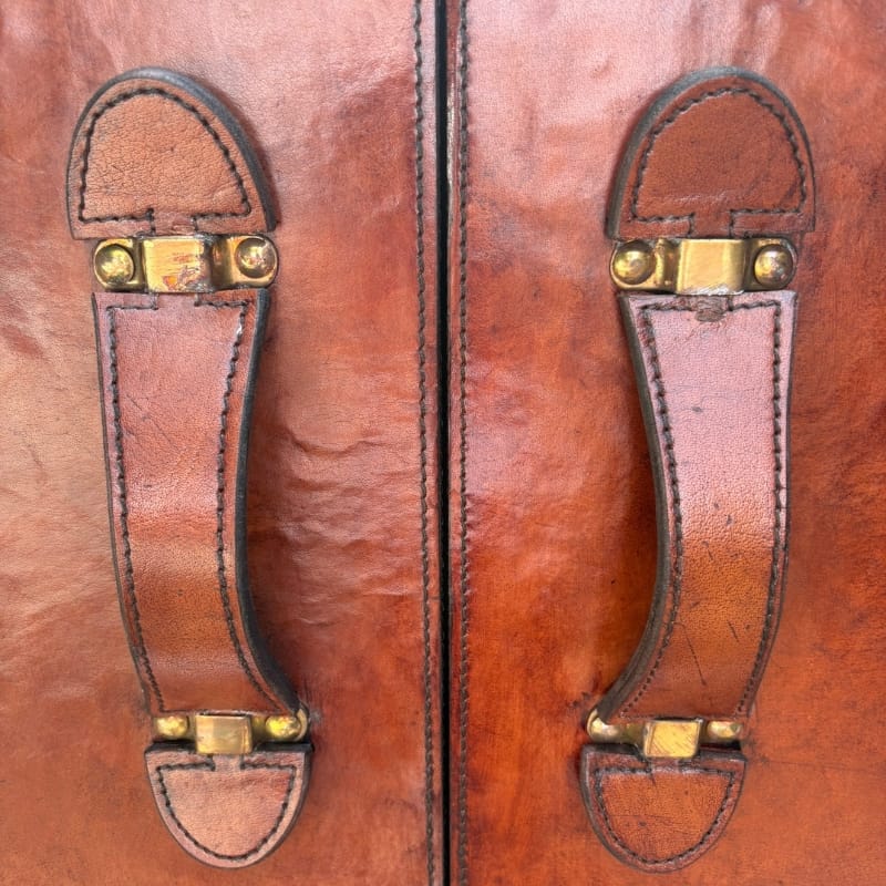 Bar Cabinet Explorer Trunk Bar Cabinet – Cognac Leather