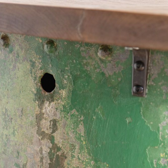 Galvanised Curved Riveted Tank Table