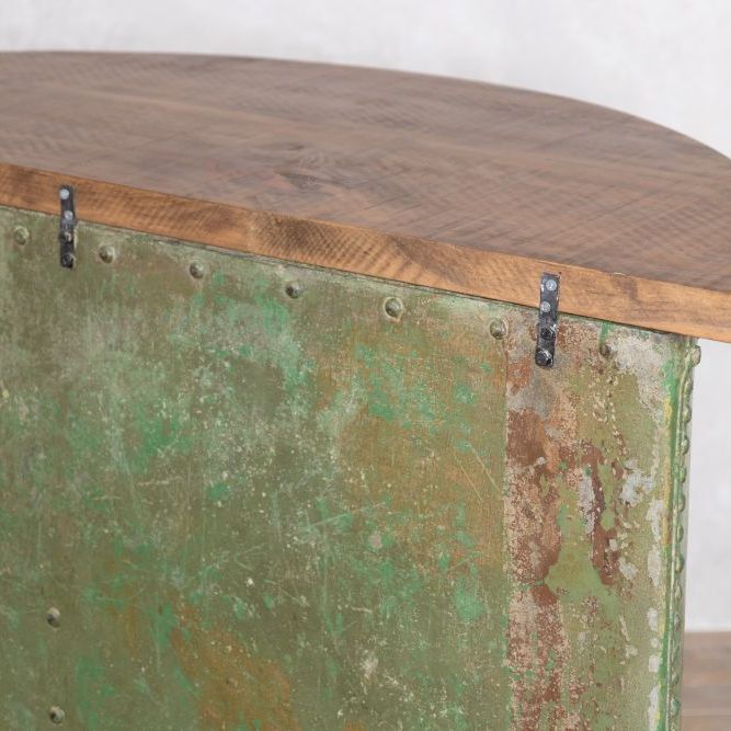 Galvanised Curved Riveted Tank Table