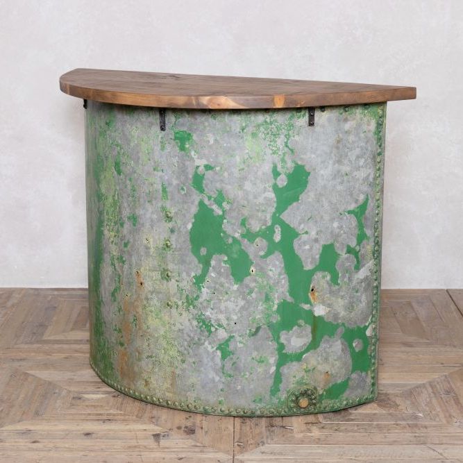 Galvanised Curved Riveted Tank Table