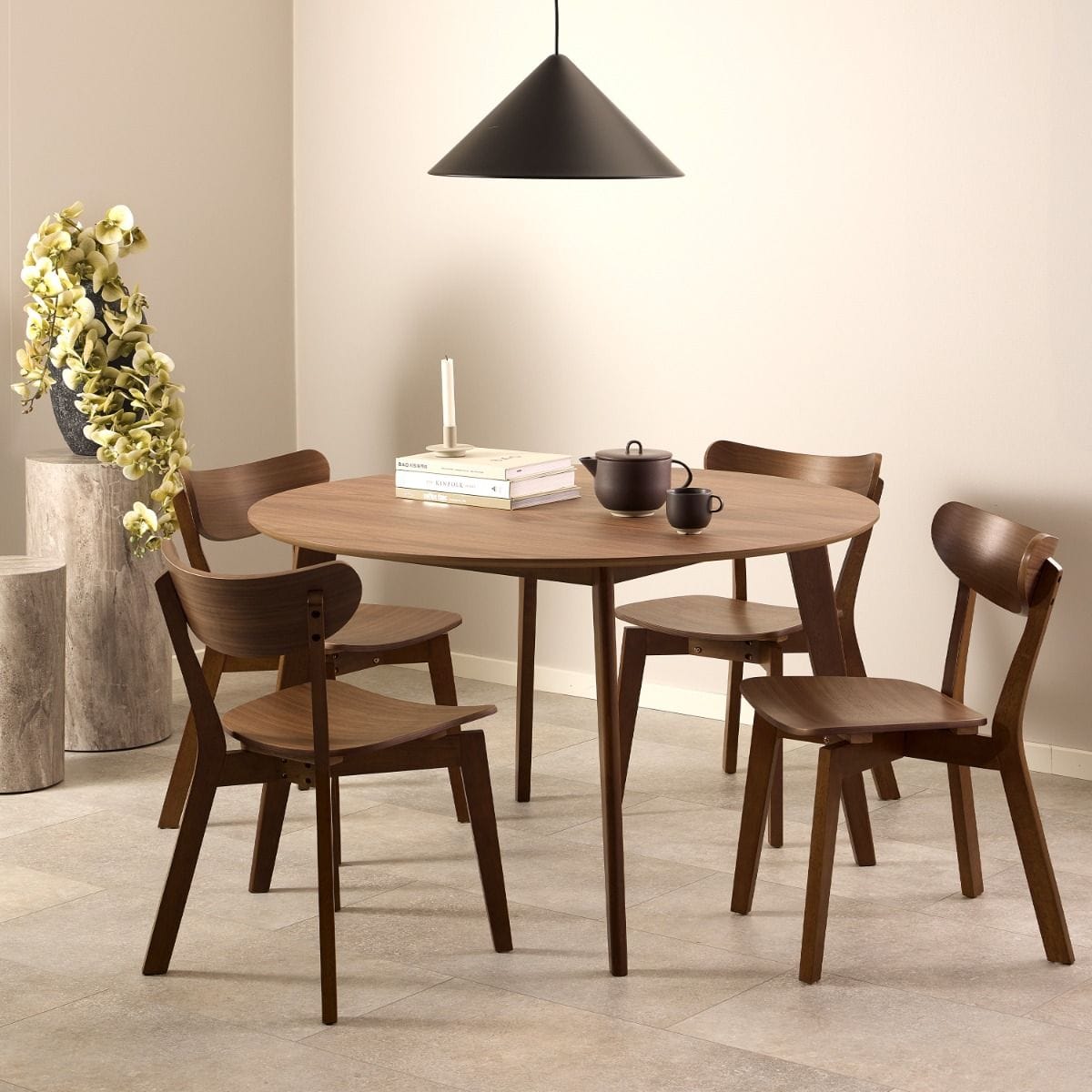 round pedestal Dice Round Pedestal Set in Grey Marble Finish