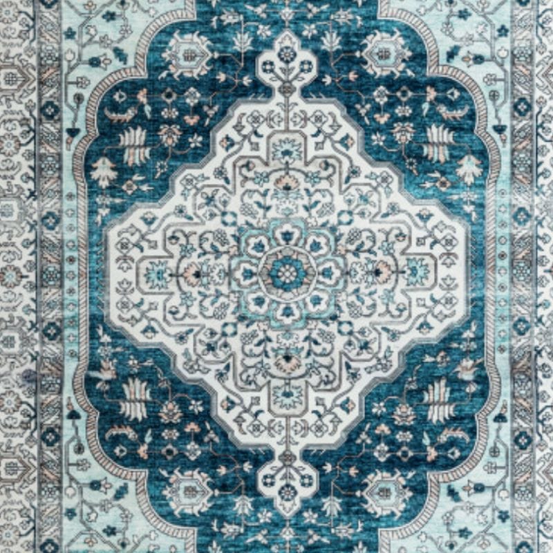 Rug Persia Traditional 230x160cm Rug with Fringe