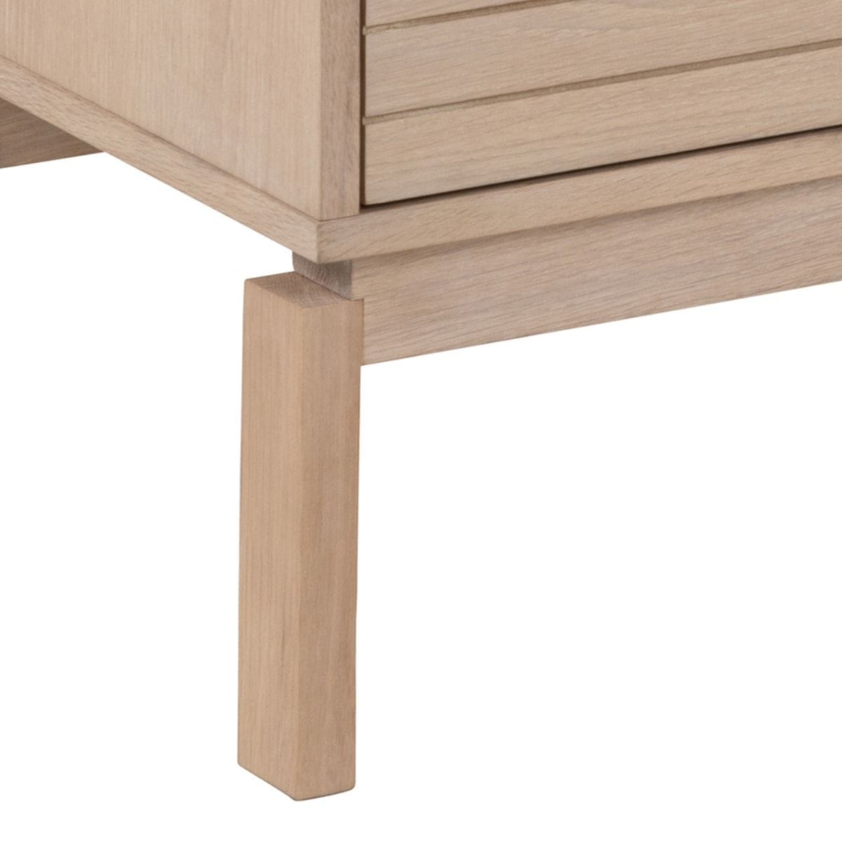 TV Unit Linley 2 Door TV Unit in White Oak